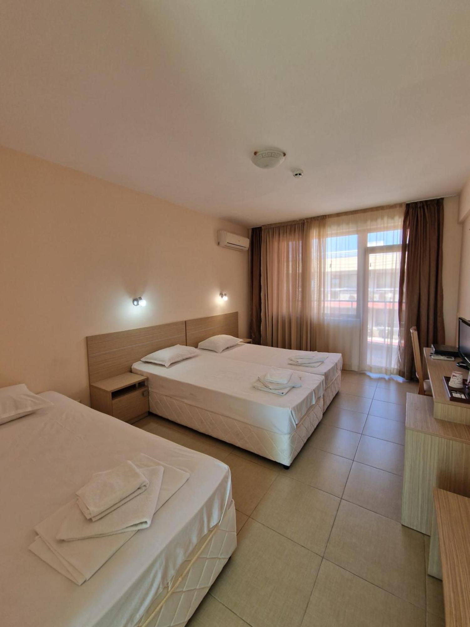Александра Hotel Sveti Vlas Exterior photo